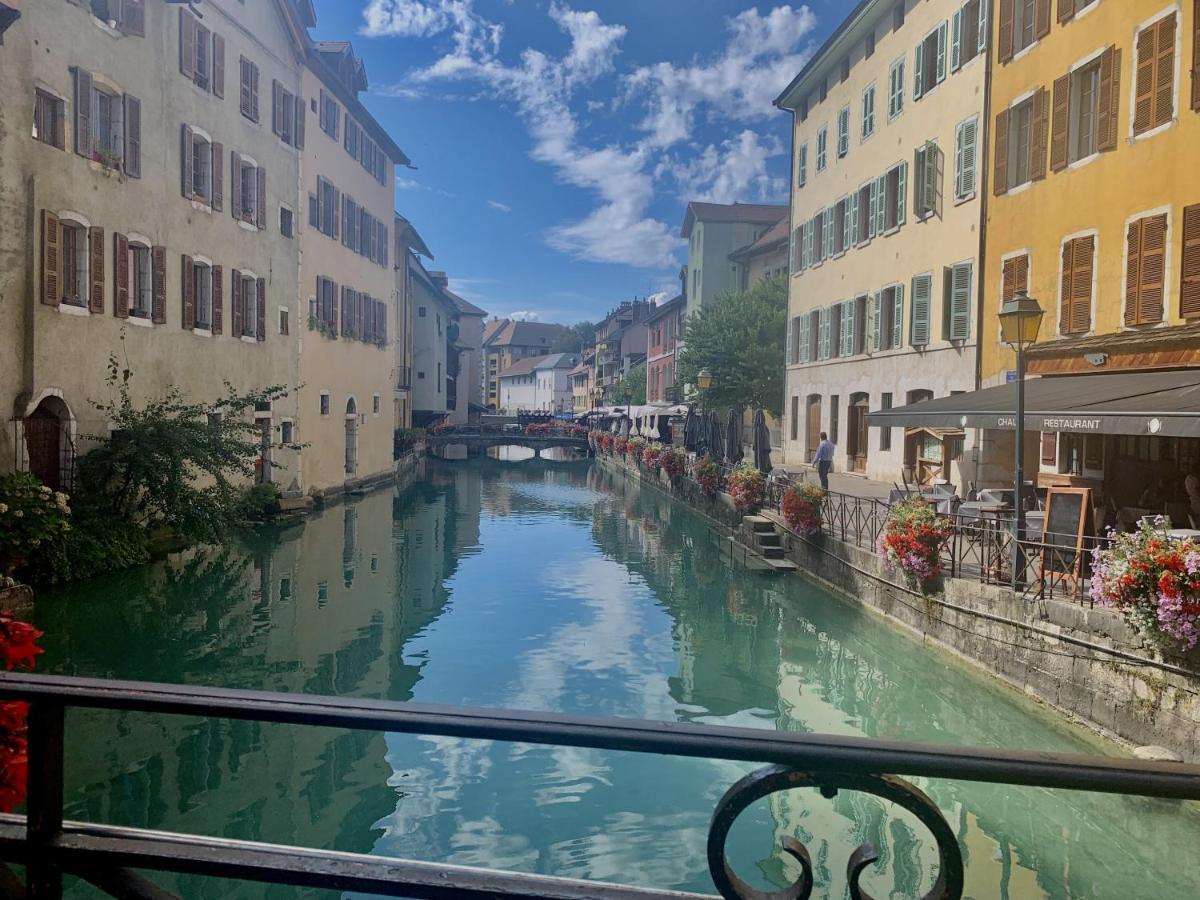 Atypique Sous Chateau Vieille Ville Annecy Buitenkant foto
